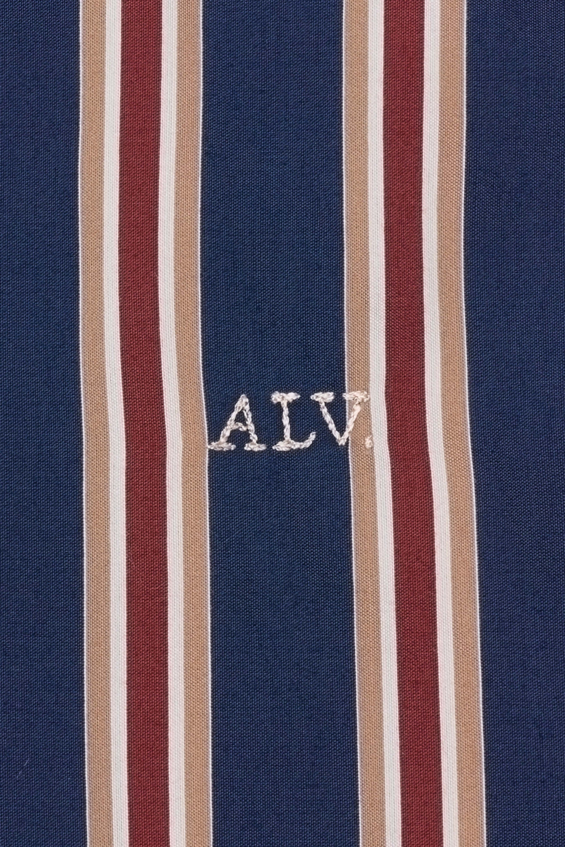 ONE PIECE COLLAR SHIRT IN STRIPED