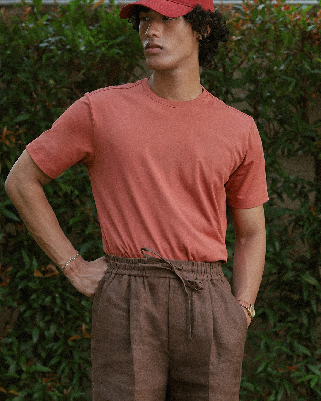 CREW T-SHIRT in BRUNT BRICK