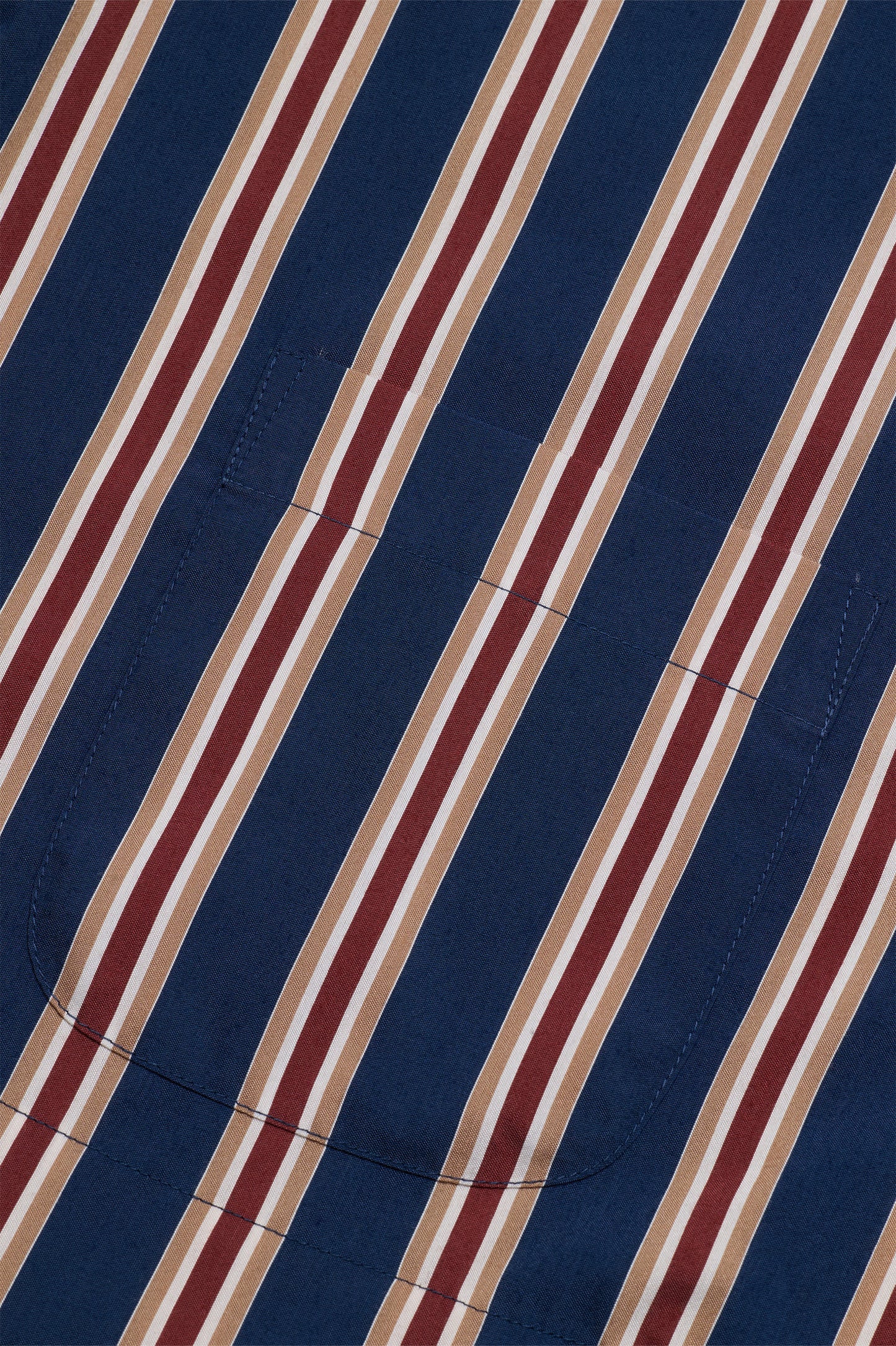ONE PIECE COLLAR SHIRT in STRIPED
