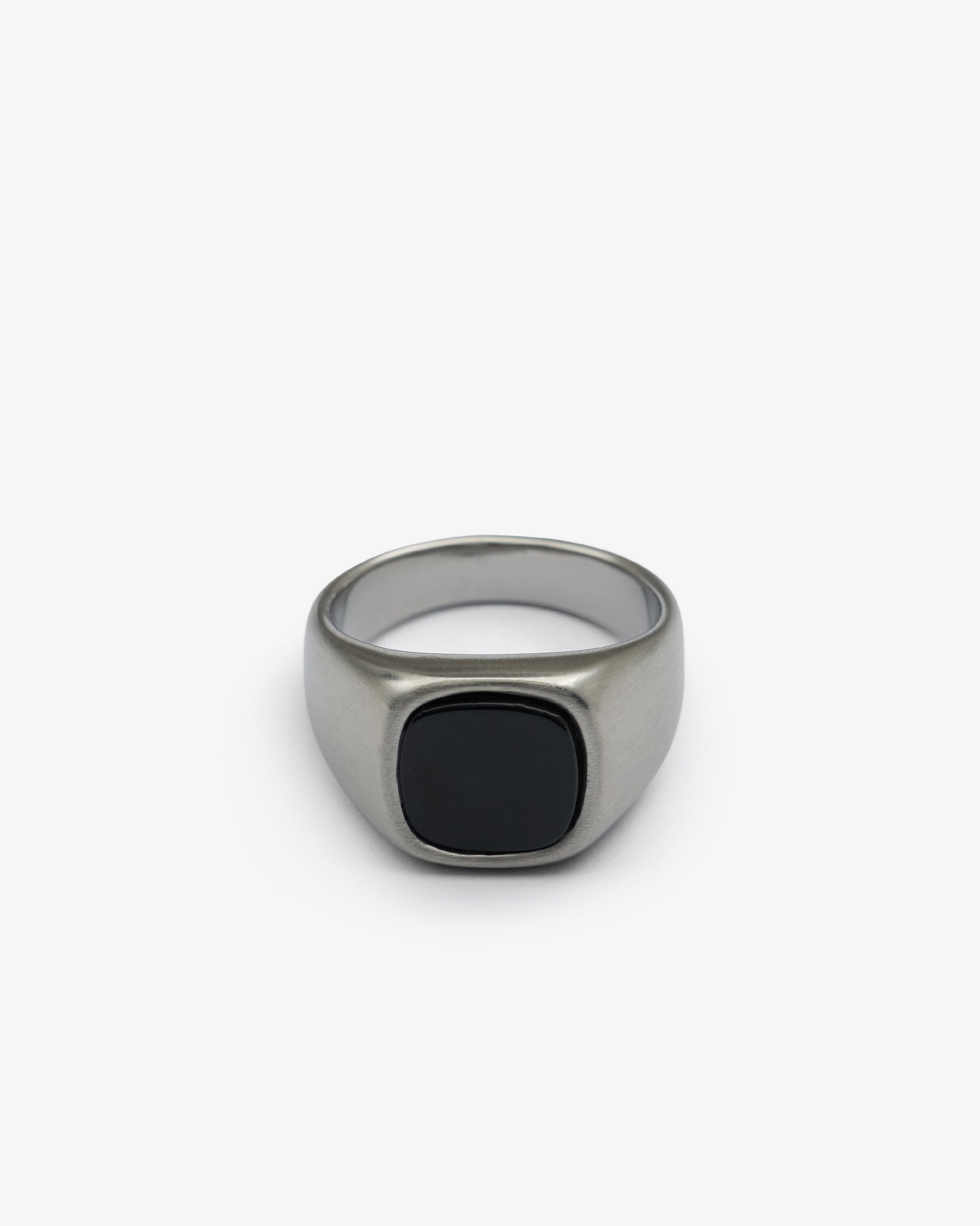 ONYX CUSHION SIGNET RING