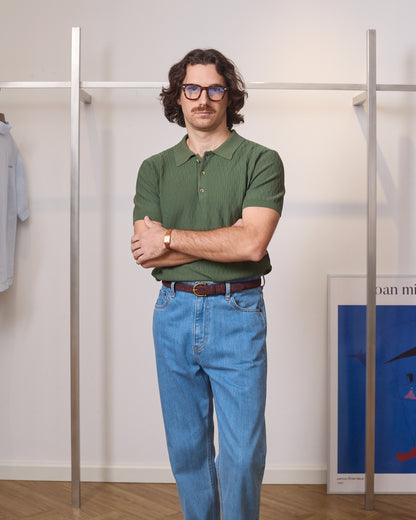 KNITTED POLO SHIRT IN SEAWEED GREEN